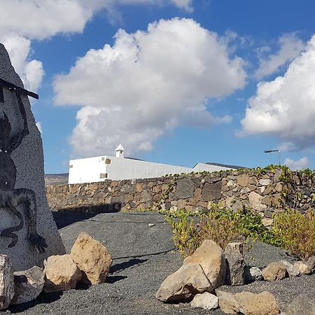 Caserio Leandro II Tías Eksteriør bilde